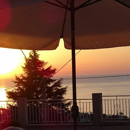 With One Bedroom In Santa Domenica , With Wonderful Sea View Apartment